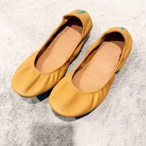 Tieks Tan Leather Ballet Flats Slip On Size 8